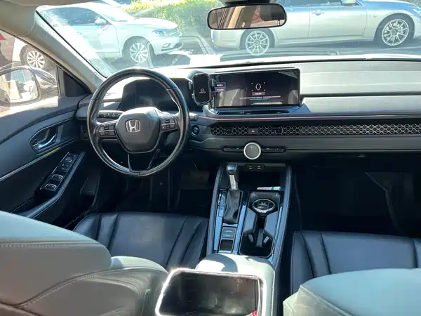 Honda Accord 2024, фото 4