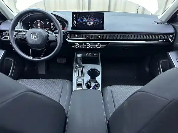 Honda Civic 2022, фото 11