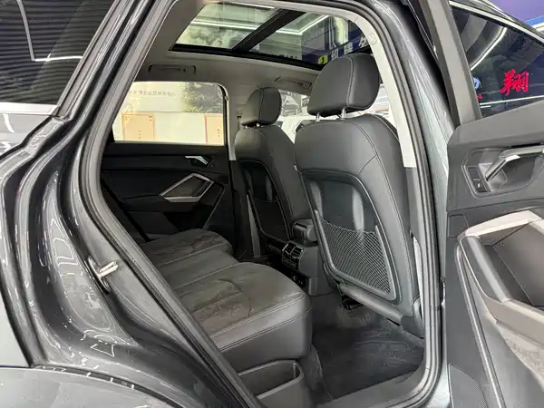 Audi Q3 2023, фото 10