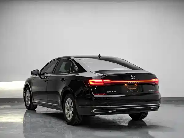 Volkswagen Passat 2022, фото 4