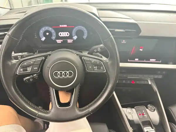 Audi A3 2023, фото 12
