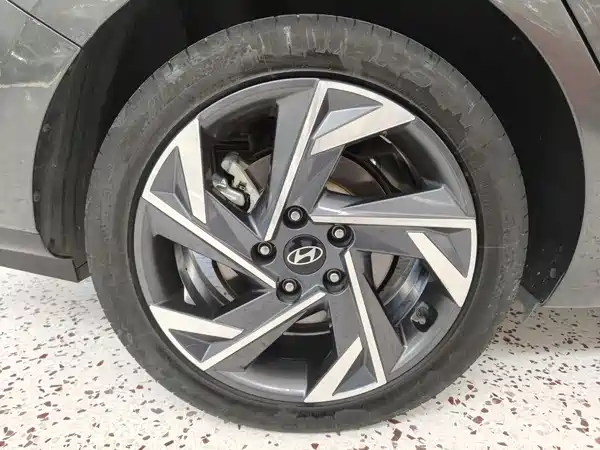 Hyundai Elantra 2023, фото 18