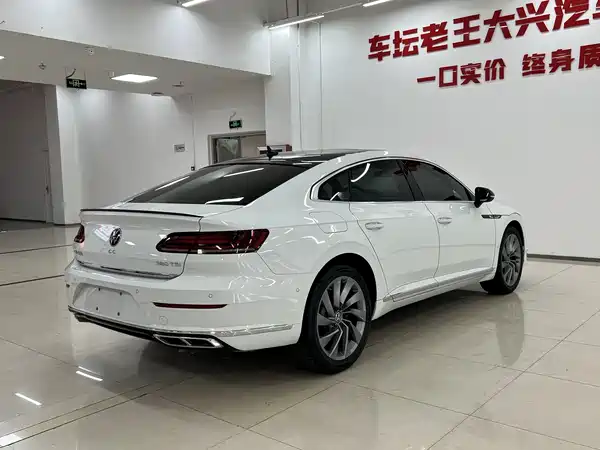Volkswagen Passat CC 2023, фото 7