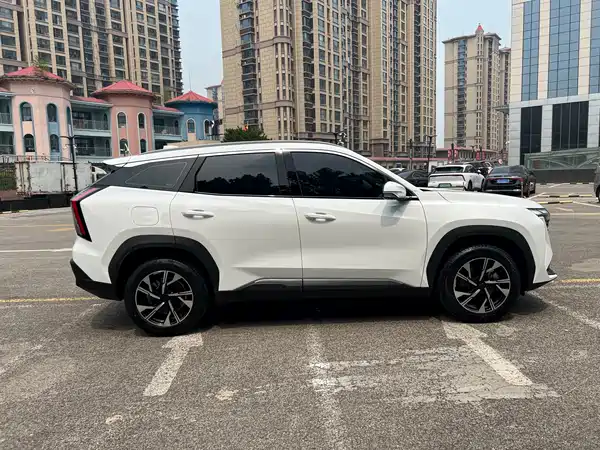 Geely Boyue L 2024, фото 8