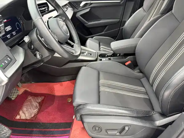Audi A3 2023, фото 9