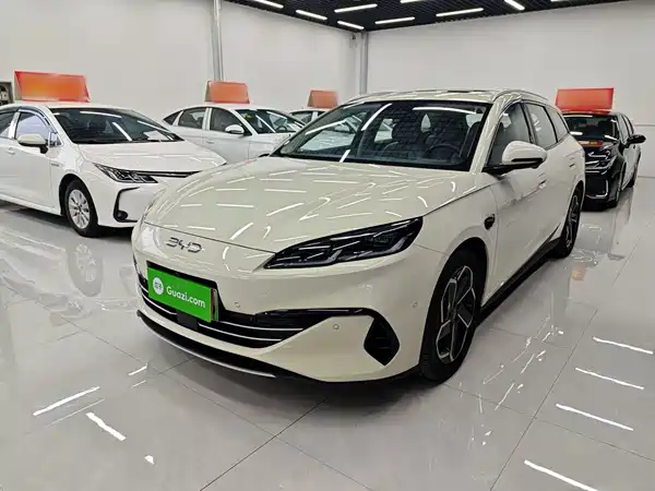 BYD Seal 06 DM-i Touring 2025