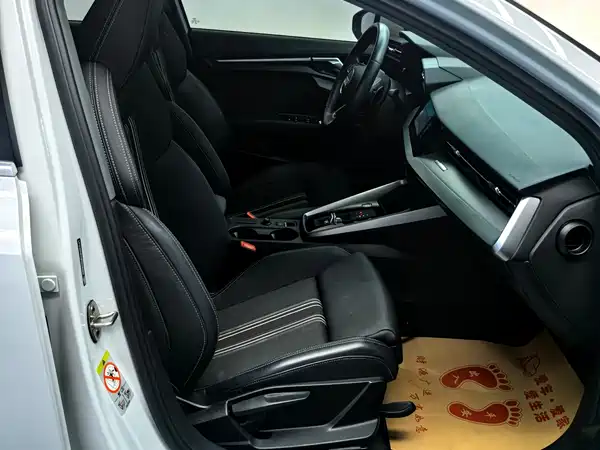 Audi A3 2022, фото 21