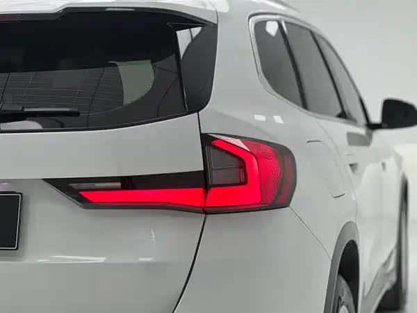 BMW X1 2023, фото 20