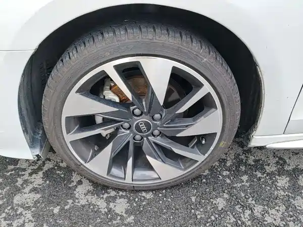 Audi A3 2024, фото 22