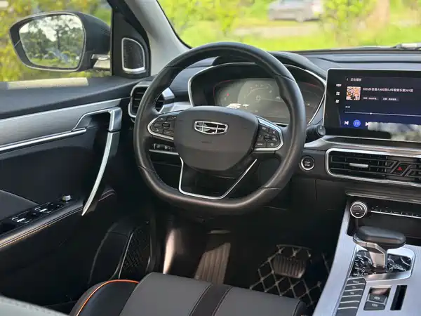 Geely Coolray 2023, фото 23