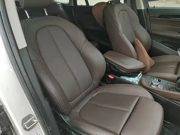 BMW X1 2022, фото 24