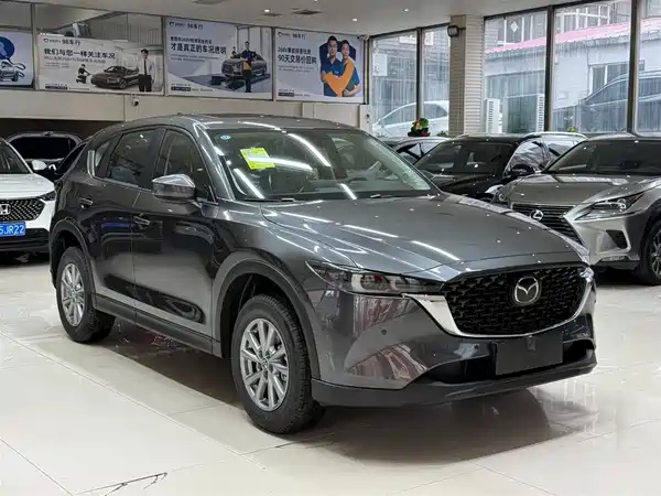 Mazda CX-5 2025, фото 3