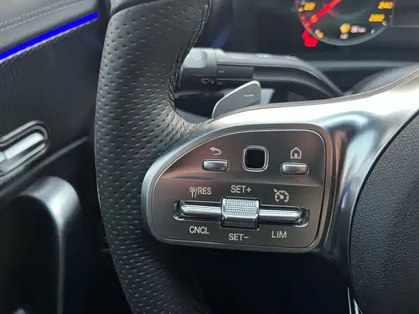 Mercedes-Benz A-Class 2021, фото 33