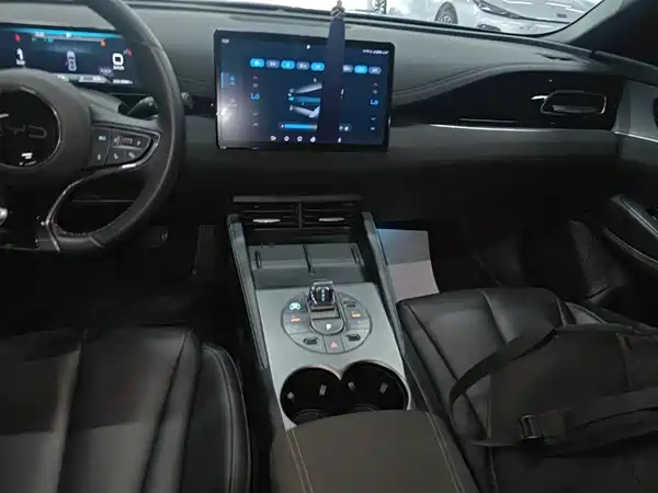 BYD Seal 06 DM-i 2024, фото 14