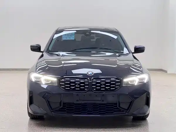 BMW 3 Series 2024, фото 2
