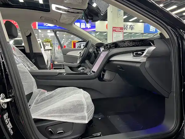 Hongqi H5 2025, фото 7