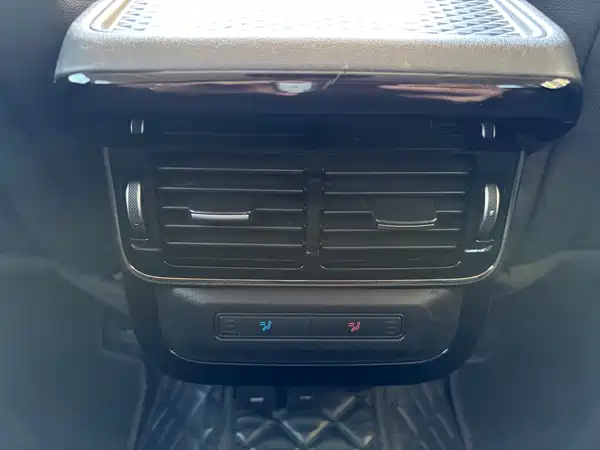 Land Rover Range Rover Evoque 2023, фото 22