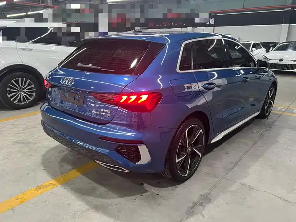 Audi A3 2022, фото 3