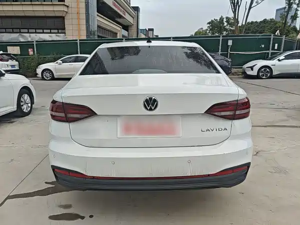 Volkswagen Lavida 2023, фото 5
