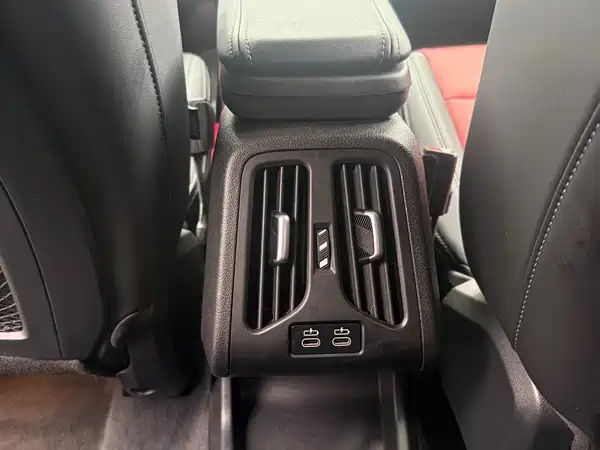 BMW X1 2023, фото 14