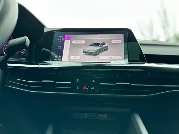 Volkswagen Golf 2023, фото 18