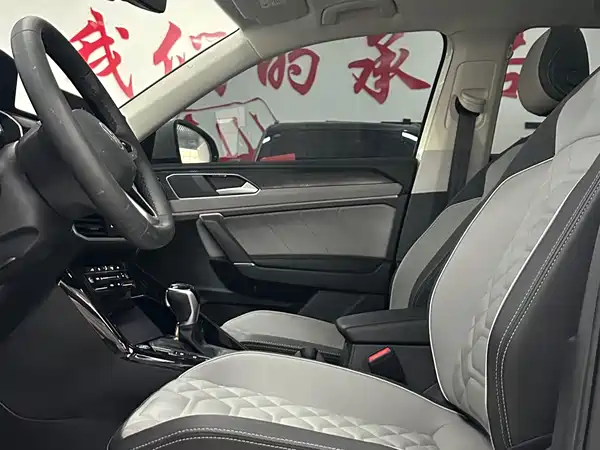 Volkswagen Tayron 2023, фото 9