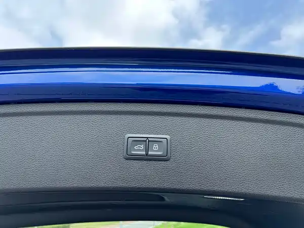 Audi Q5L 2022, фото 9