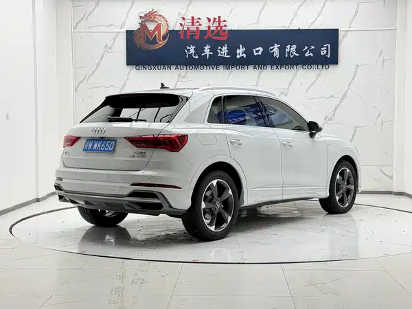 Audi Q3 2022, фото 6