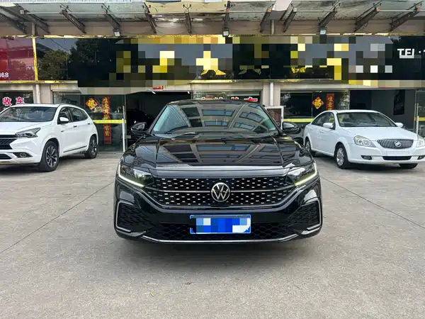 Volkswagen Passat 2022, фото 2
