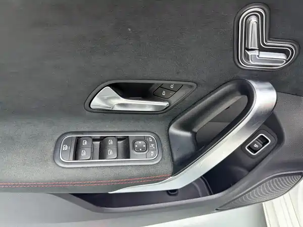 Mercedes-Benz CLA 2022, фото 7