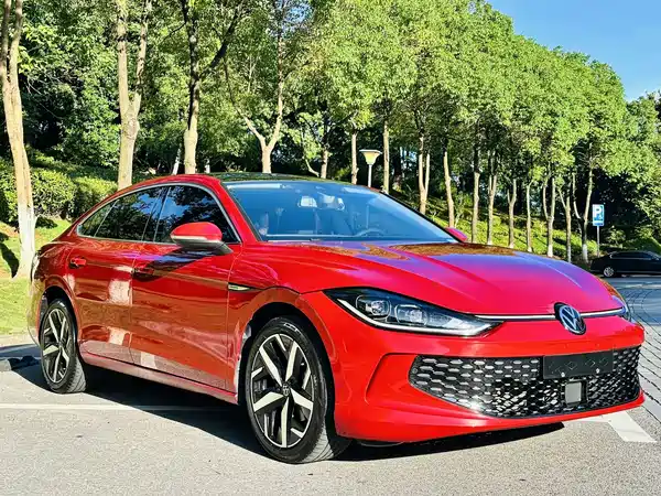Volkswagen Lamando 2023, фото 3