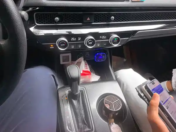 Honda Civic 2022, фото 16