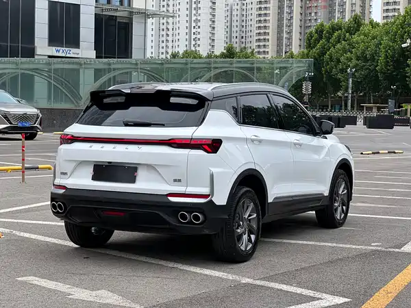 Geely Coolray 2025, фото 6
