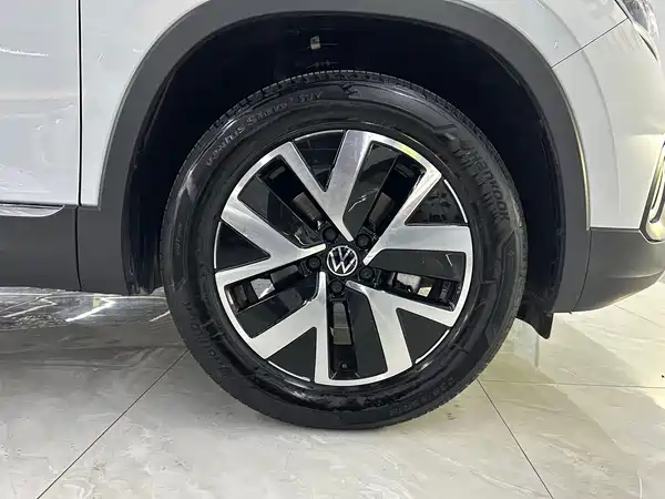 Volkswagen Tayron 2023, фото 6