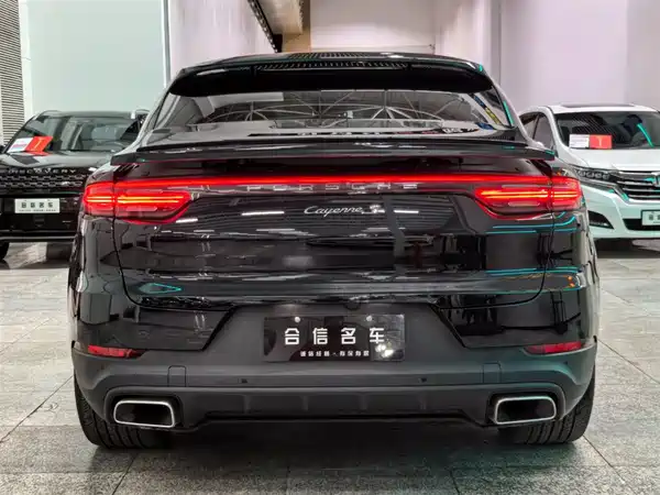 Porsche Cayenne 2022, фото 4