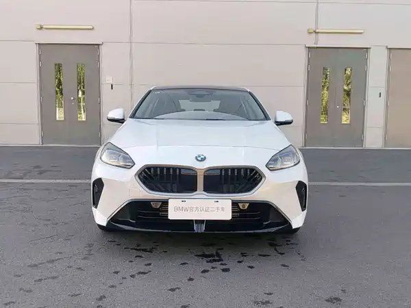 BMW 2 Series 2025, фото 3