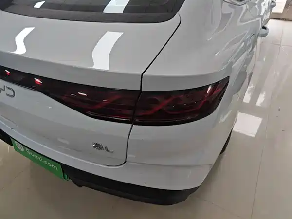 BYD Qin L 2024, фото 8