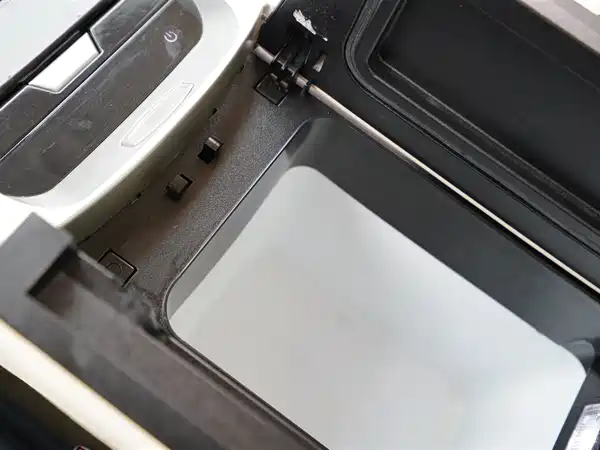 Mercedes-Benz V-Class 2022, фото 13