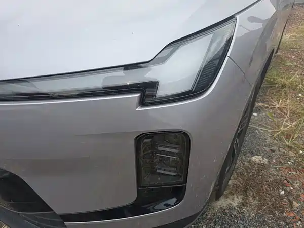Volvo XC70 PHEV 2025, фото 23