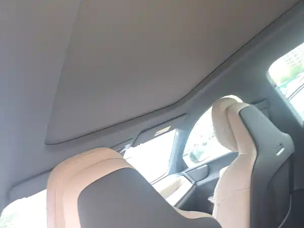 Volvo XC70 PHEV 2025, фото 17