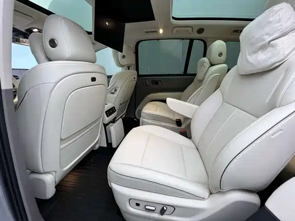 Li Auto i8 2025, фото 6