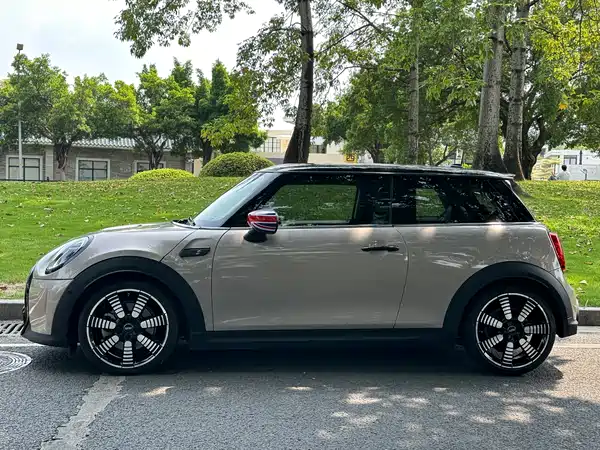MINI 2022, фото 2