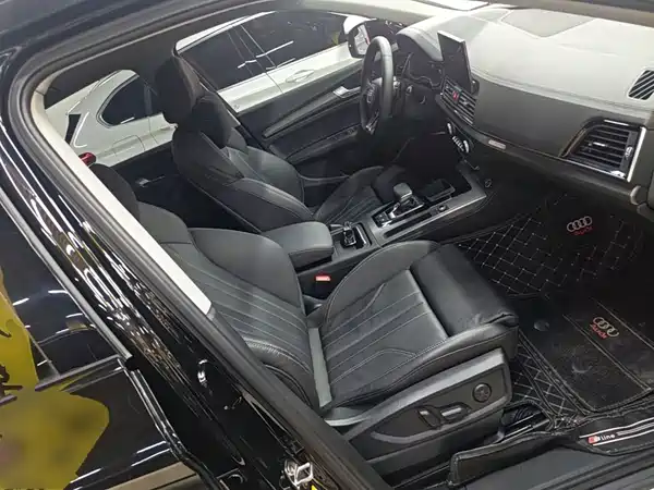 Audi Q5L 2022, фото 24