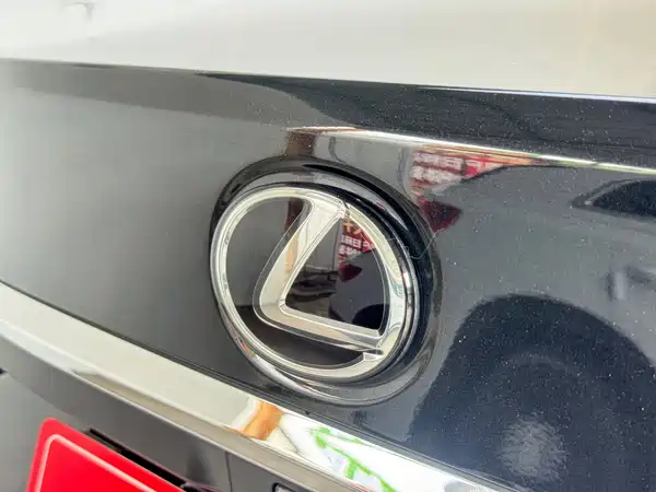 Lexus ES 2021, фото 38