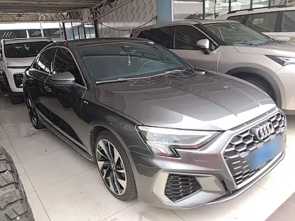 Audi A3 2023, фото 3