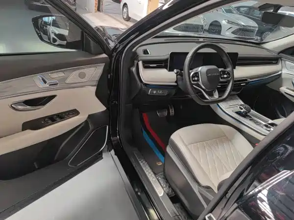 Jetour X70 PLUS 2023, фото 15