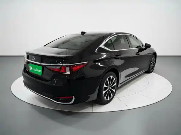 Lexus ES 2022, фото 6