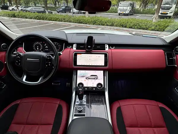 Land Rover Range Rover Sport 2022, фото 8