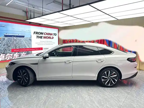 Volkswagen Lamando 2023, фото 8