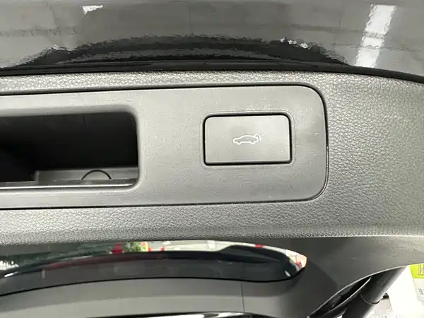 Geely Haoyue L 2024, фото 17
